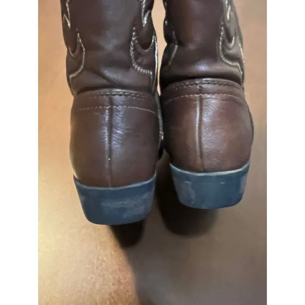 Cat & Jack Cute kids boots size 13‎